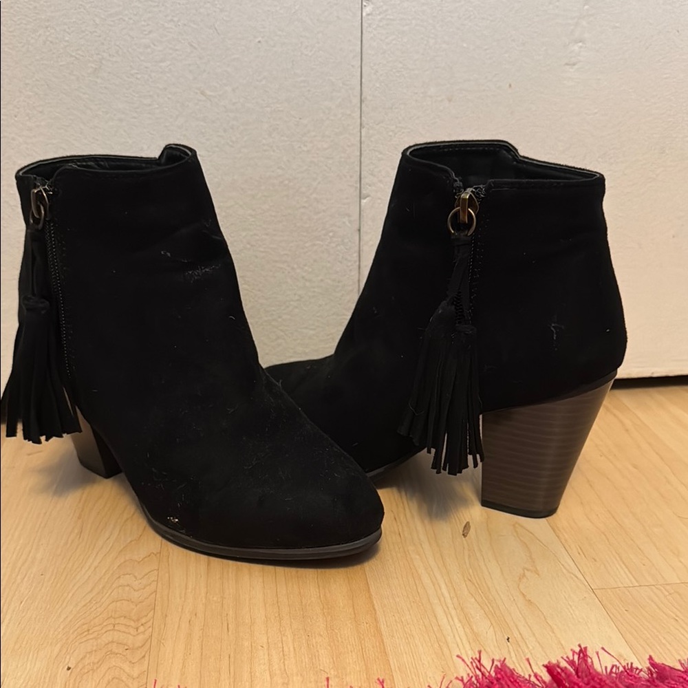 Elegant Black Ankle Boots